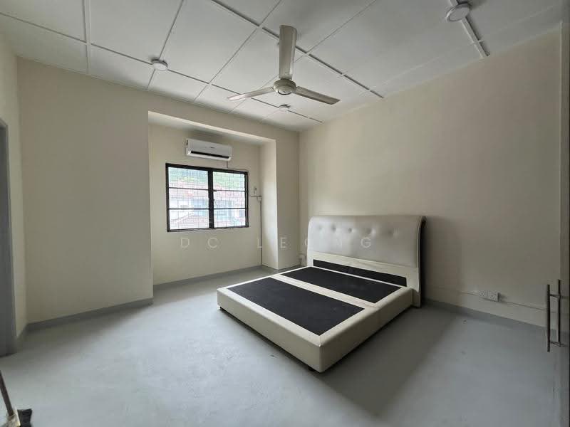 Terraced House for Rent in Batu 9 (Cheras) - DC Leong - Bedroom - PropertyGuru.com.my