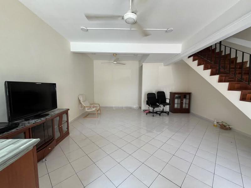 Terraced House for Rent in Batu 9 (Cheras) - DC Leong - Living Room - PropertyGuru.com.my