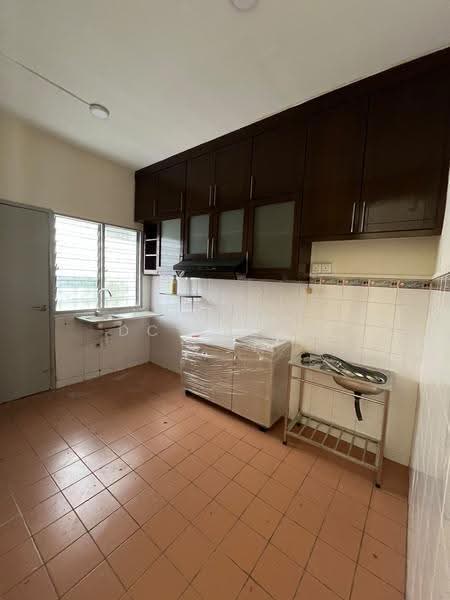 Terraced House for Rent in Batu 9 (Cheras) - DC Leong - Kitchen - PropertyGuru.com.my