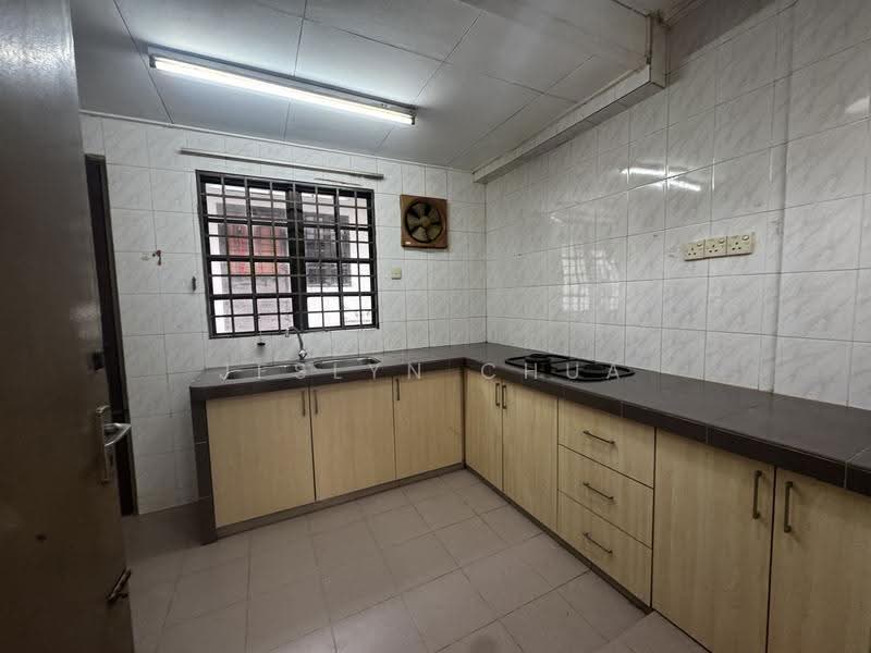 Terraced House for Sale in Usj 2 (Subang Jaya) - Jeslyn Chua - PropertyGuru.com.my