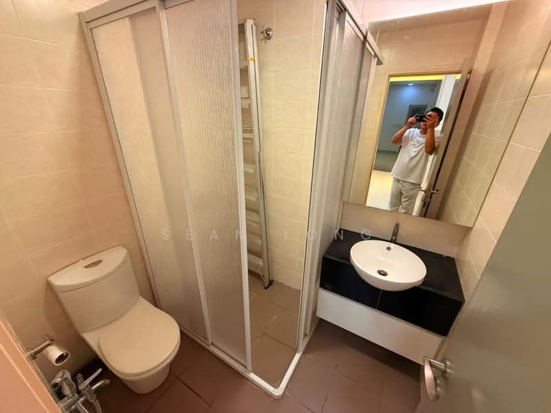 3-storey Terraced House for Sale in Prima Selayang (Selayang) - Sean Yong - Bathroom - PropertyGuru.com.my