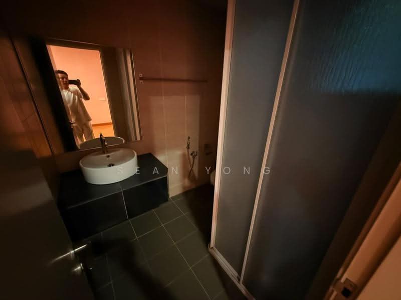 3-storey Terraced House for Sale in Prima Selayang (Selayang) - Sean Yong - Bathroom - PropertyGuru.com.my