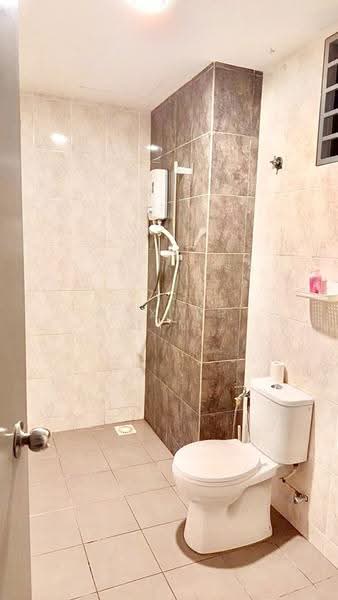Condominium for Sale at Vista Bangi - Baxter Lim - Bathroom - PropertyGuru.com.my