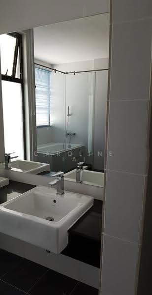 Rumah Teres untuk Disewa di Iskandar Puteri (Nusajaya) (Johor) - Caroline Lai - Bathroom - PropertyGuru.com.my