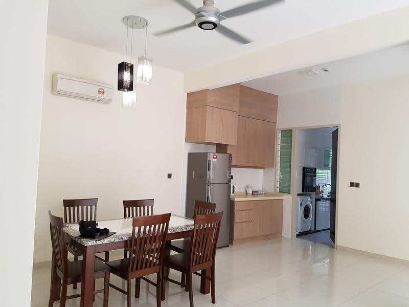 Rumah Teres untuk Disewa di Iskandar Puteri (Nusajaya) (Johor) - Caroline Lai - Dining Room - PropertyGuru.com.my