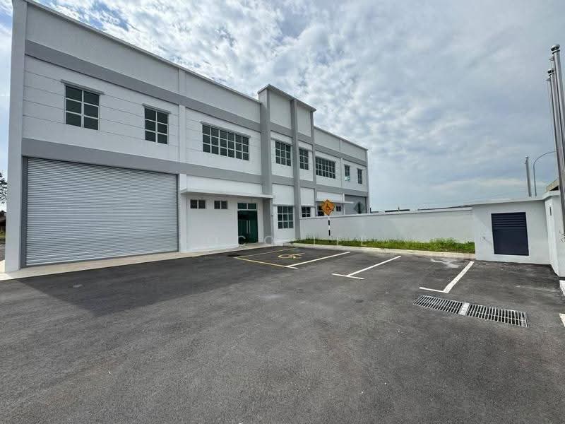 Kilang Berkembar untuk Disewa di Senai (Johor) - Coco Lee - Exterior - PropertyGuru.com.my