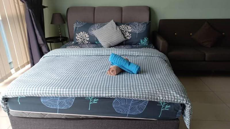 Kediaman Servis untuk Dijual di Pinnacle Petaling Jaya - James Chan - Bedroom - PropertyGuru.com.my