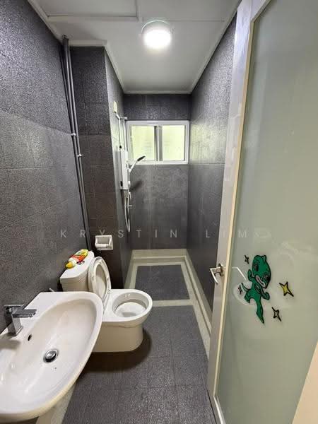 Condominium for Sale at Lakes Condominiums / Pangsapuri Tasik - Krystin Lim - Bathroom - PropertyGuru.com.my