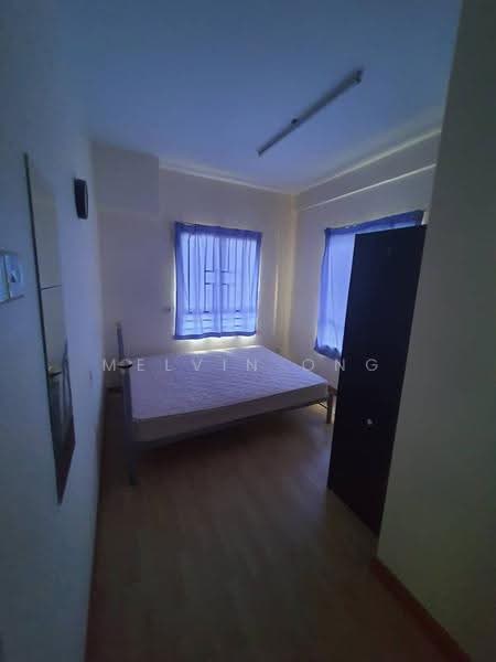 Kondominium untuk Dijual di Cova Suites - Melvin Ong - Bedroom - PropertyGuru.com.my