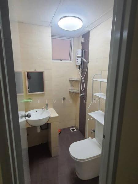 Kondominium untuk Dijual di Cova Suites - Melvin Ong - Bathroom - PropertyGuru.com.my