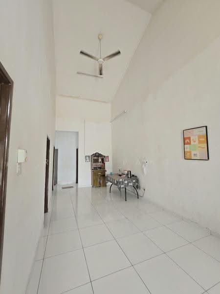 Rumah Teres 1-Tingkat untuk Dijual di Bandar Putra Kulai (Kulai) - Rayna Pang - Interior - PropertyGuru.com.my