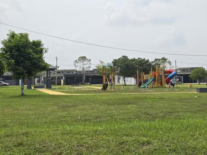 Rumah Teres 1-Tingkat untuk Dijual di Bandar Putra Kulai (Kulai) - Rayna Pang - Exterior - PropertyGuru.com.my