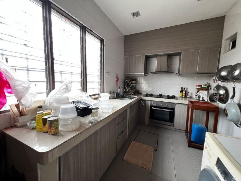 Rumah Teres 2-Tingkat untuk Dijual di Taman Midah (Cheras) - Cyrus Ng - Kitchen - PropertyGuru.com.my