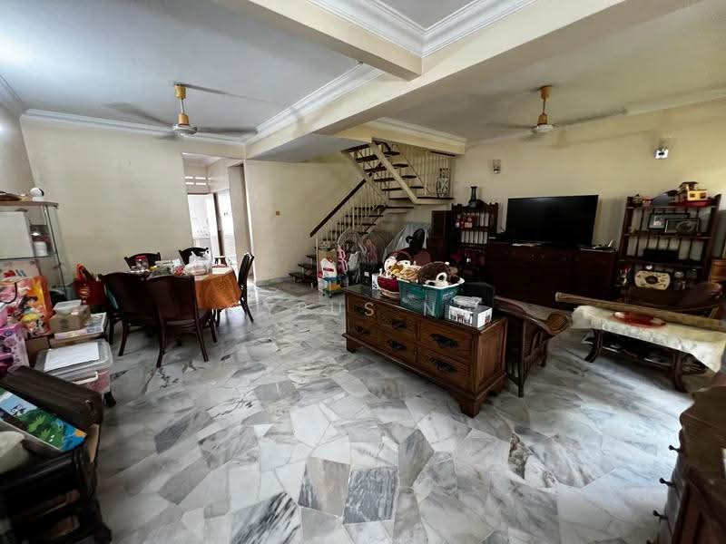 Rumah Teres 2-Tingkat untuk Dijual di Taman Midah (Cheras) - Cyrus Ng - Living Room - PropertyGuru.com.my