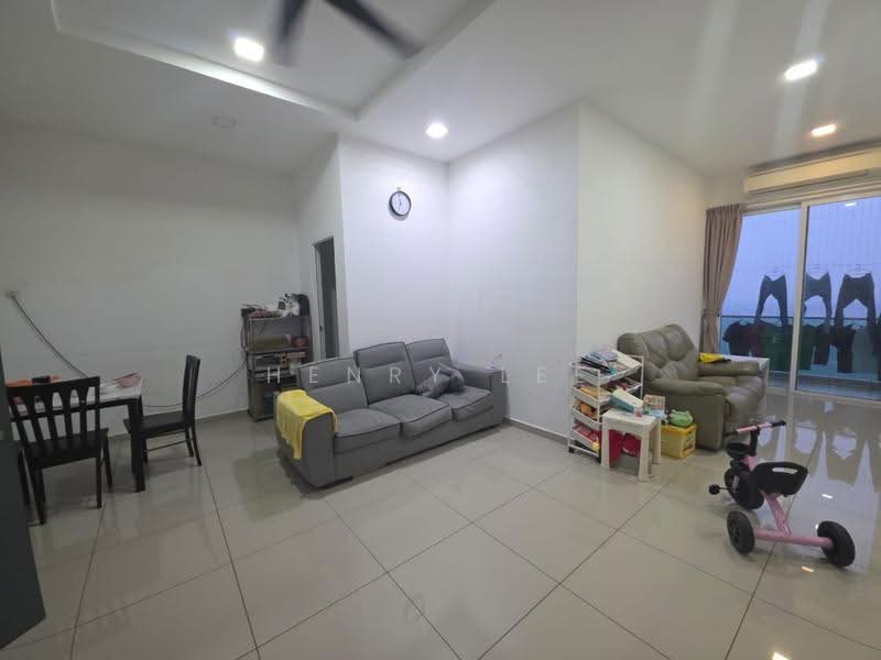 Service Residence for Sale at D'carlton (Residensi Seri Mega) - Henry Lee - Living Room - PropertyGuru.com.my