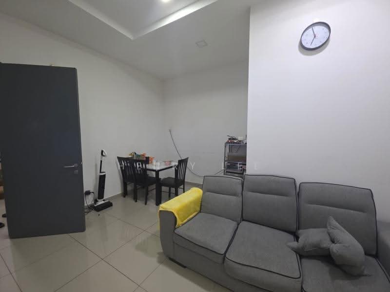Service Residence for Sale at D'carlton (Residensi Seri Mega) - Henry Lee - Living Room - PropertyGuru.com.my