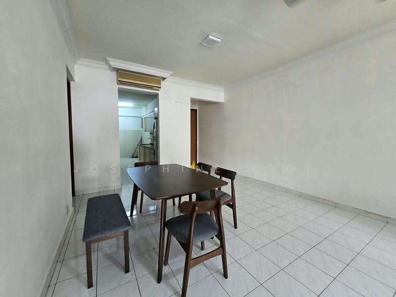 Kondominium untuk Disewa di Riana Green Condominium - Josephine Gooi - Dining Room - PropertyGuru.com.my