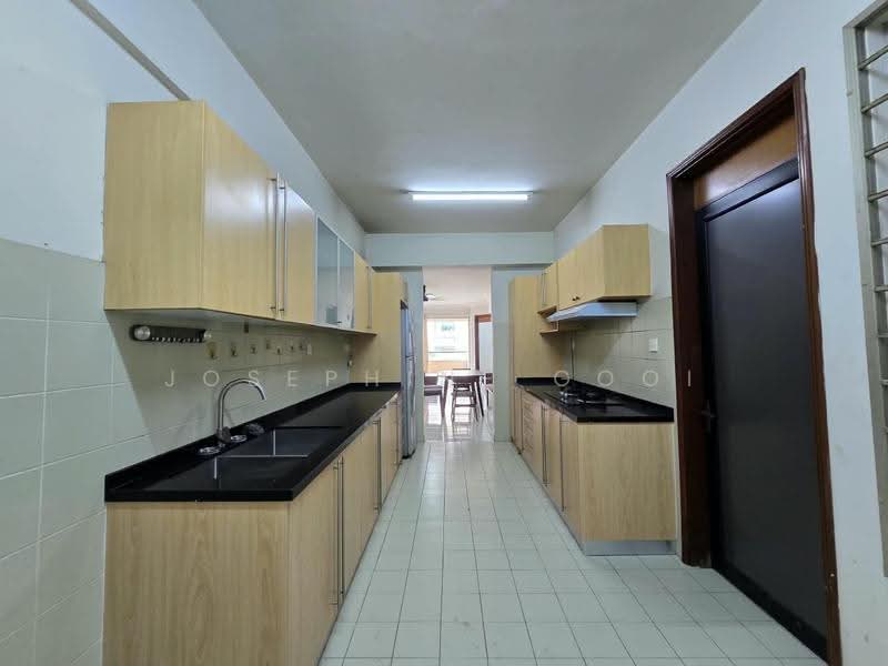 Kondominium untuk Disewa di Riana Green Condominium - Josephine Gooi - Kitchen - PropertyGuru.com.my