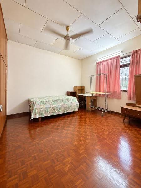 Semi-Detached House for Sale in Gelugor (Penang) - Susan Chia - Bedroom - PropertyGuru.com.my