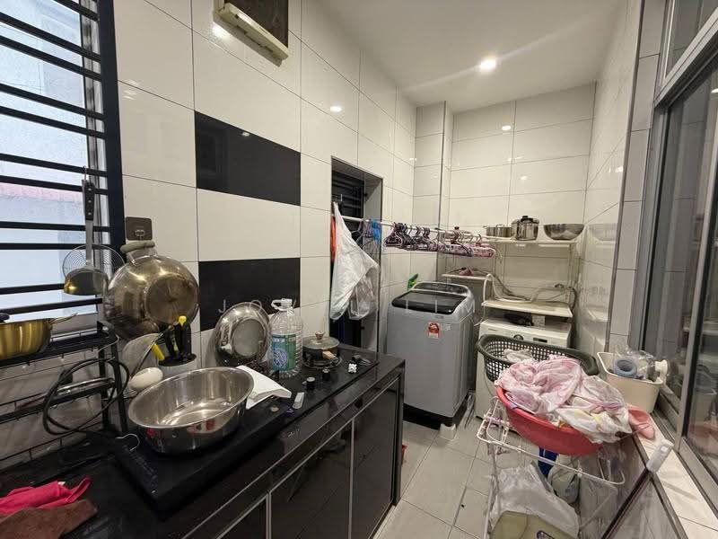 2-storey Terraced House for Sale in Setia Eco Gardens (Gelang Patah) - Jovel Lim - Kitchen - PropertyGuru.com.my