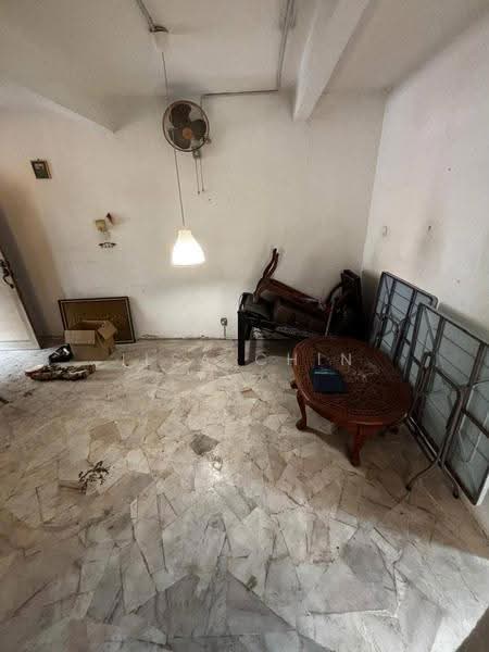 Rumah Teres 2-Tingkat untuk Dijual di Taman Ungku Tun Aminah (Skudai) - ILSA CHIN - Living Room - PropertyGuru.com.my