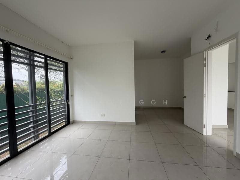 2-storey Terraced House for Sale in Telok Panglima Garang (Selangor) - Wennie Goh - Living Room - PropertyGuru.com.my