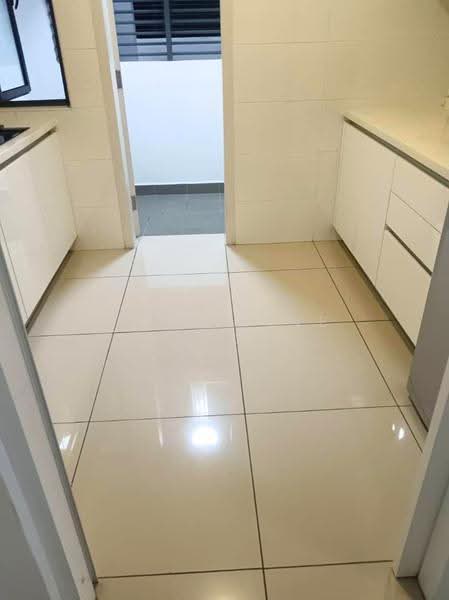 Kediaman Servis untuk Disewa di Utropolis Suites 1 - Josephine Chou - Kitchen - PropertyGuru.com.my