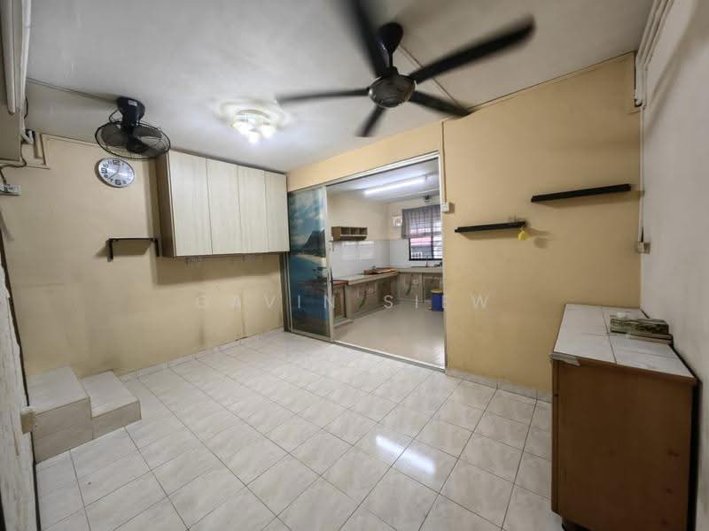 2-storey Terraced House for Sale in Permas Jaya (Johor Bahru) - Gavin Siew - Kitchen - PropertyGuru.com.my