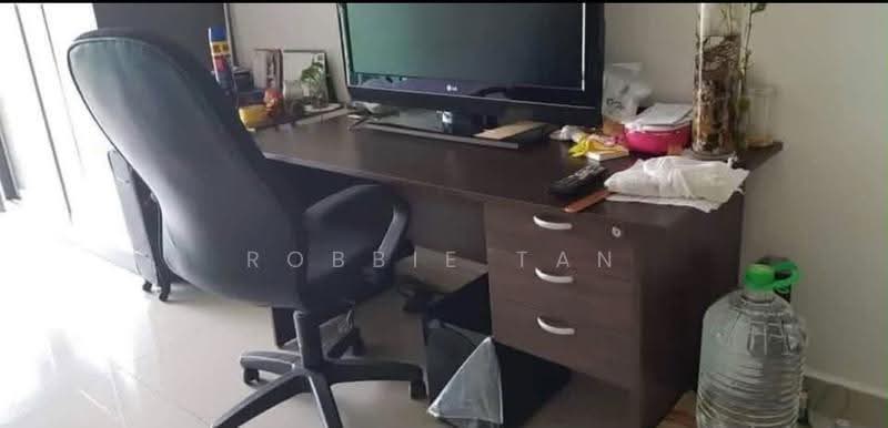 Kondominium untuk Disewa di PARC Regency (Residensi Masai) - Robbie Tan - Study - PropertyGuru.com.my