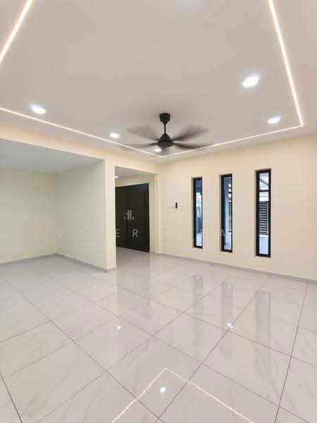 Rumah Teres 2-Tingkat untuk Dijual di Taman Daya (Johor Bahru) - Valerie Saw - Living Room - PropertyGuru.com.my