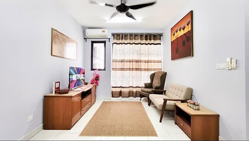 Kediaman Servis untuk Dijual di Tiara Imperio Residence - Baxter Lim - Living Room - PropertyGuru.com.my