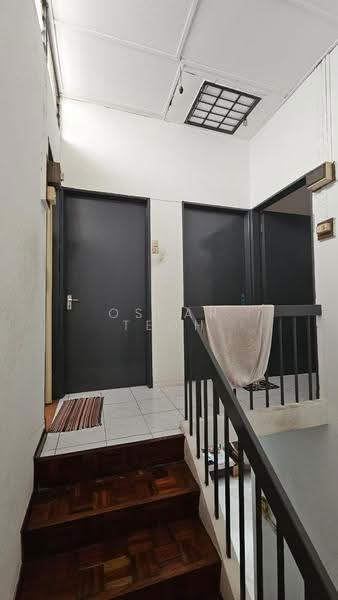 Rumah Teres 2-Tingkat untuk Dijual di Ipoh (Perak) - Oscar Teoh - Entrance - PropertyGuru.com.my