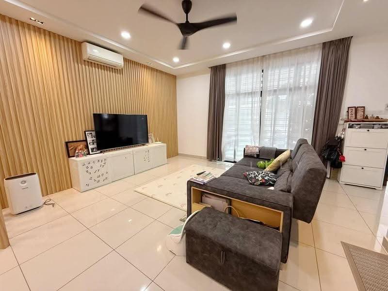 Rumah Teres 2-Tingkat untuk Dijual di Bandar Cemerlang (Ulu Tiram) - Coco Feng Lily - PropertyGuru.com.my