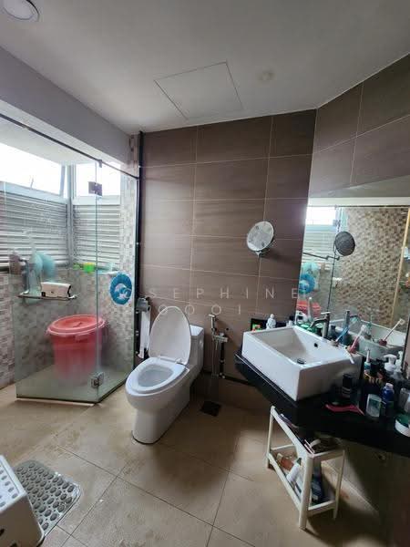 Kondominium untuk Disewa di Riana Green Condominium - Josephine Gooi - Bathroom - PropertyGuru.com.my