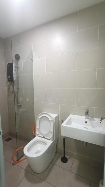 Service Residence for Sale at Fortune Centra - Yen Ching - Bathroom - PropertyGuru.com.my