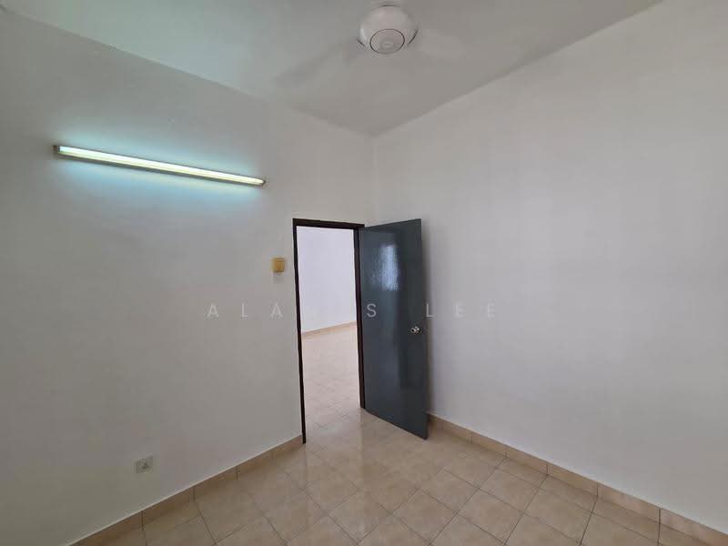 Rumah Teres 2-Tingkat untuk Dijual di Mutiara Rini (Skudai) - Alanis Lee - PropertyGuru.com.my