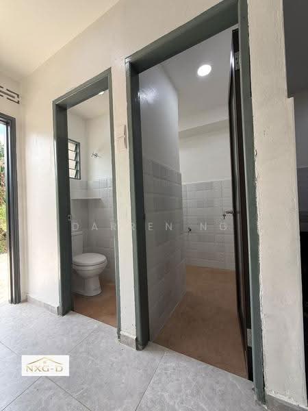 Rumah Teres 1-Tingkat untuk Dijual di Taman Melawis (Klang) - Darren Ng - Bathroom - PropertyGuru.com.my