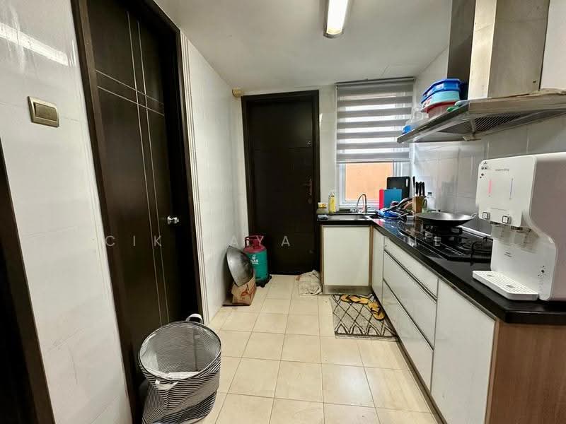 Semi-Detached House for Sale in Ampang Jaya (Ampang) - Cik Maya Abdul - Kitchen - PropertyGuru.com.my