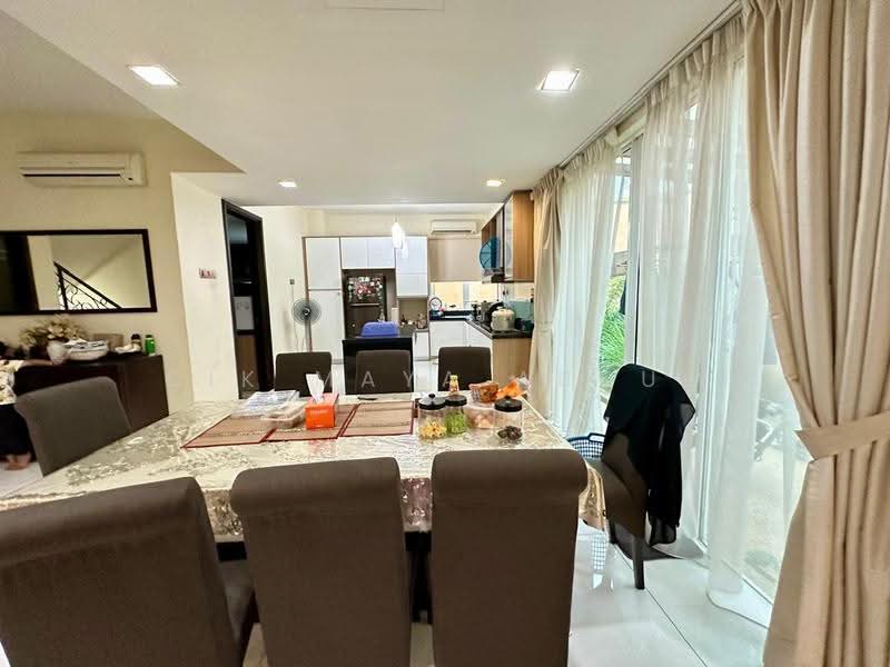 Semi-Detached House for Sale in Ampang Jaya (Ampang) - Cik Maya Abdul - Dining Room - PropertyGuru.com.my