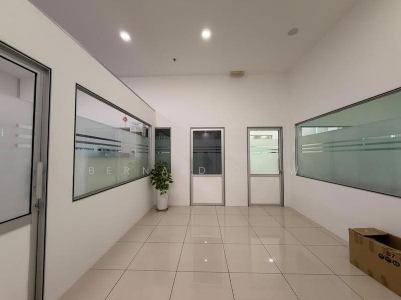 Warehouse for Rent in Bukit Minyak (Penang) - Bernard Chew - Corridor - PropertyGuru.com.my