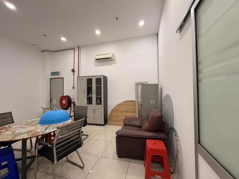 Warehouse for Rent in Bukit Minyak (Penang) - Bernard Chew - Living Room - PropertyGuru.com.my
