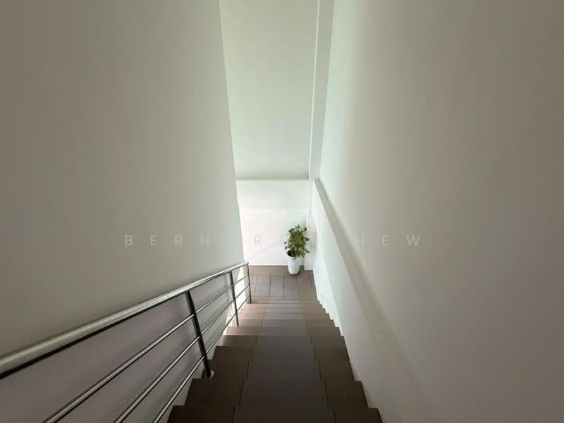 Warehouse for Rent in Bukit Minyak (Penang) - Bernard Chew - Corridor - PropertyGuru.com.my