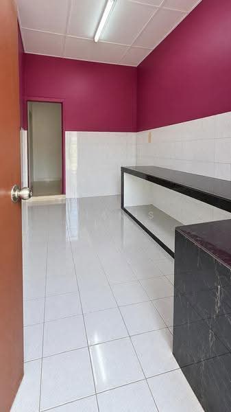 Apartment for Sale at Lily & Jasmine Apartment - Alanis Lee - Kitchen - PropertyGuru.com.my