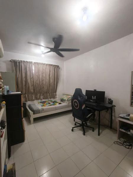 Apartment for Sale at Villa Krystal Apartment - Erica Lim - Bedroom - PropertyGuru.com.my