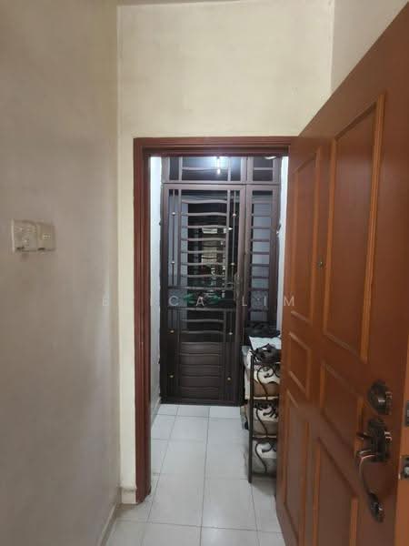 Apartment for Sale at Villa Krystal Apartment - Erica Lim - Entrance - PropertyGuru.com.my