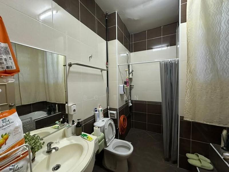 Terraced House for Sale in Taman Seri Bukit Segambut (Batu) - BC TAN - Bathroom - PropertyGuru.com.my