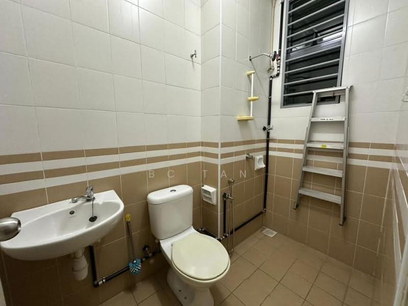 Terraced House for Sale in Taman Seri Bukit Segambut (Batu) - BC TAN - Bathroom - PropertyGuru.com.my