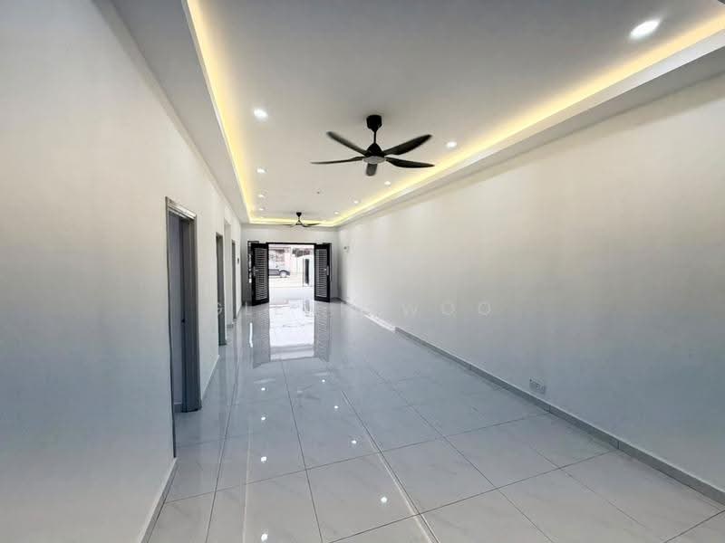 1-storey Terraced House for Sale in Taman Pelangi (Johor Bahru) - Glenn Woo - Interior - PropertyGuru.com.my