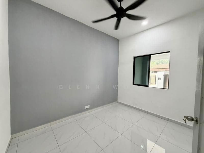 1-storey Terraced House for Sale in Taman Pelangi (Johor Bahru) - Glenn Woo - Interior - PropertyGuru.com.my
