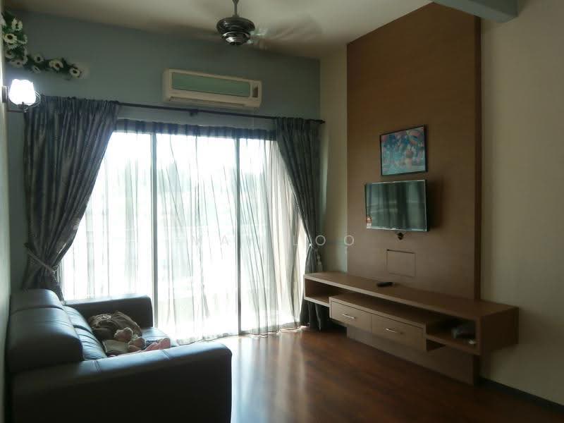 Pangsapuri untuk Disewa di Kings Height - May Loo - Living Room - PropertyGuru.com.my